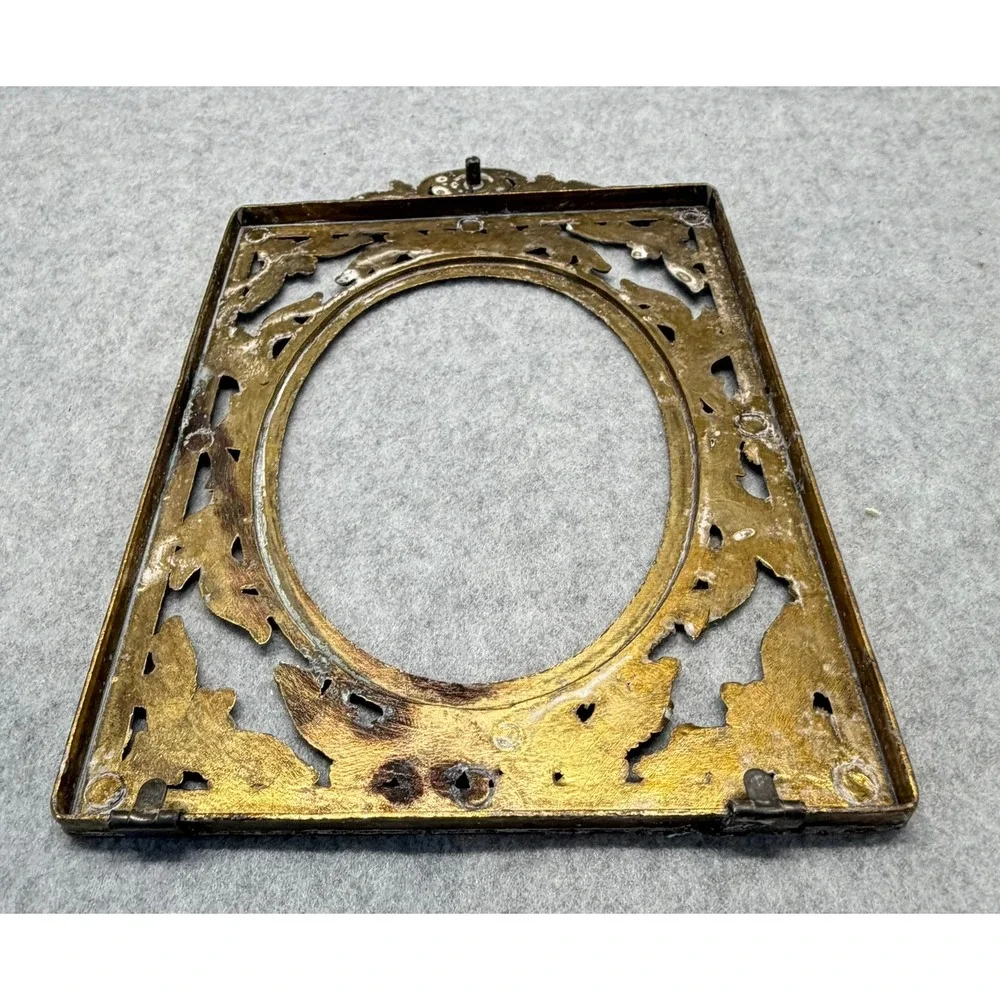 Vintage Ornate Brass Filigree Picture Frame Oval Opening Gold Victorian Style